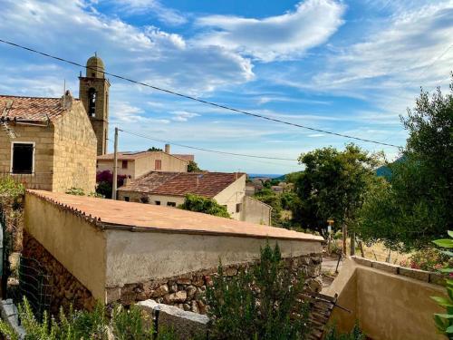 Casa Jeannot 2 pers, f2, 35 m2, jardin 60m2, parking, Location de Samedi en Samedi