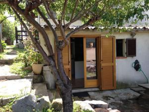Casa Jeannot 2 pers, f2, 35 m2, jardin 60m2, parking, Location de Samedi en Samedi