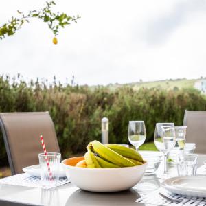 Casa Laranja, Aromas Burgau