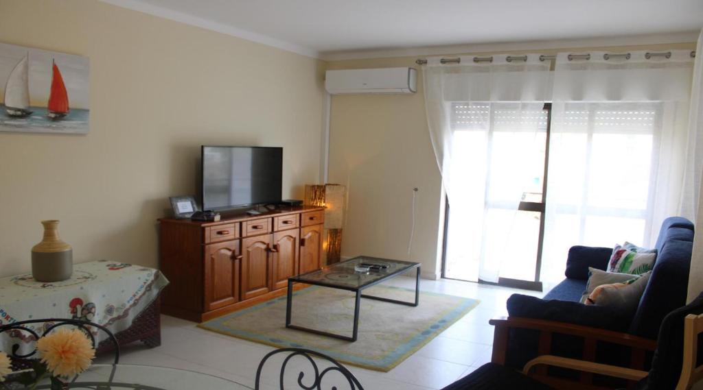 Casa liseta Avenida das Comunidades Lusíadas apart 301 3º andar, 8500-801 Portimão