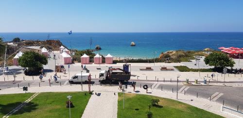 Casa Luciana · Apartamento T2 frente Mar na Praia da Rocha