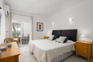 Appartement Casa Maresia - Apartamento 2 quartos e piscina - Praia Carvoeiro Urbanização Monte Paraíso, 23, Bolco D - 84 8400-551 Carvoeiro Algarve