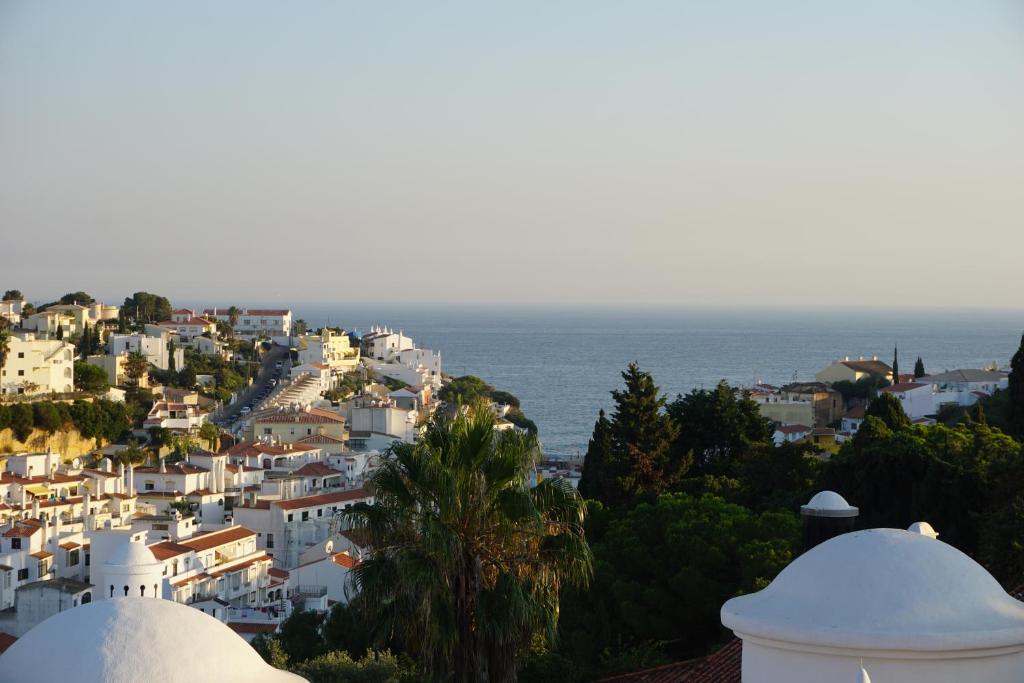 Casa Papaya Urbanização Colina Branca, 8400-521 Carvoeiro