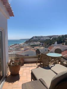 Casa Pedro in Salema - Oceanview & beach