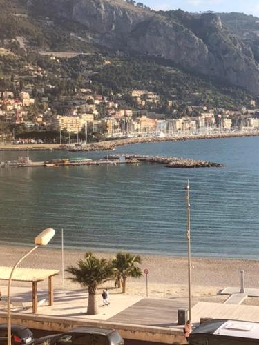 CASA VACANZA IN COSTA AZZURRA