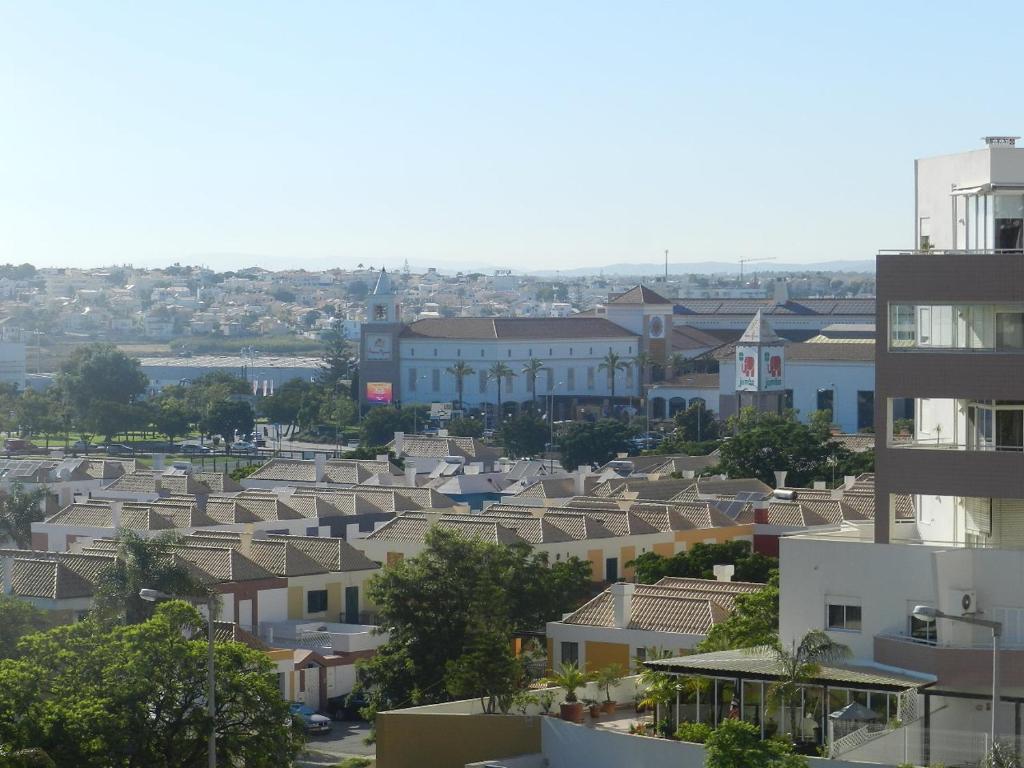 Casa Vista Ria Estrada da Senhora da Saude, 66, 8000-432 Faro