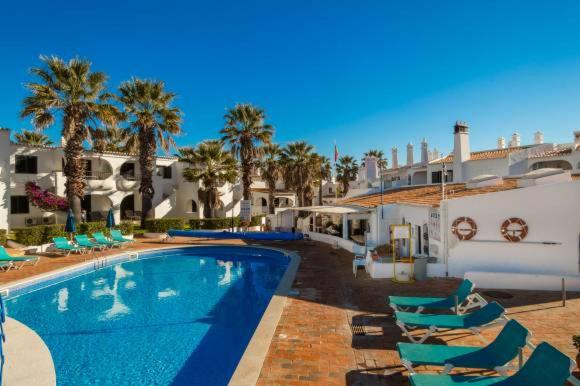 Casa Wilde Urbanizaçao Monte Carvoeiro, F56 Rua Manuel Afonso Maia, 8400-549 Carvoeiro