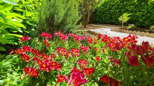 Casalionelantibes Appartement de 70m2 avec jardins et parking