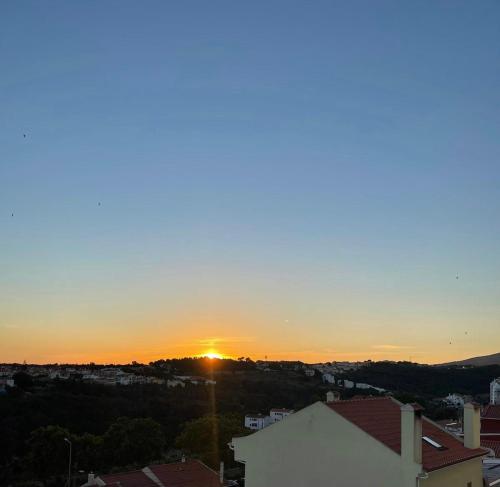 Cascais 2 bedroom apartment with sunny terrace