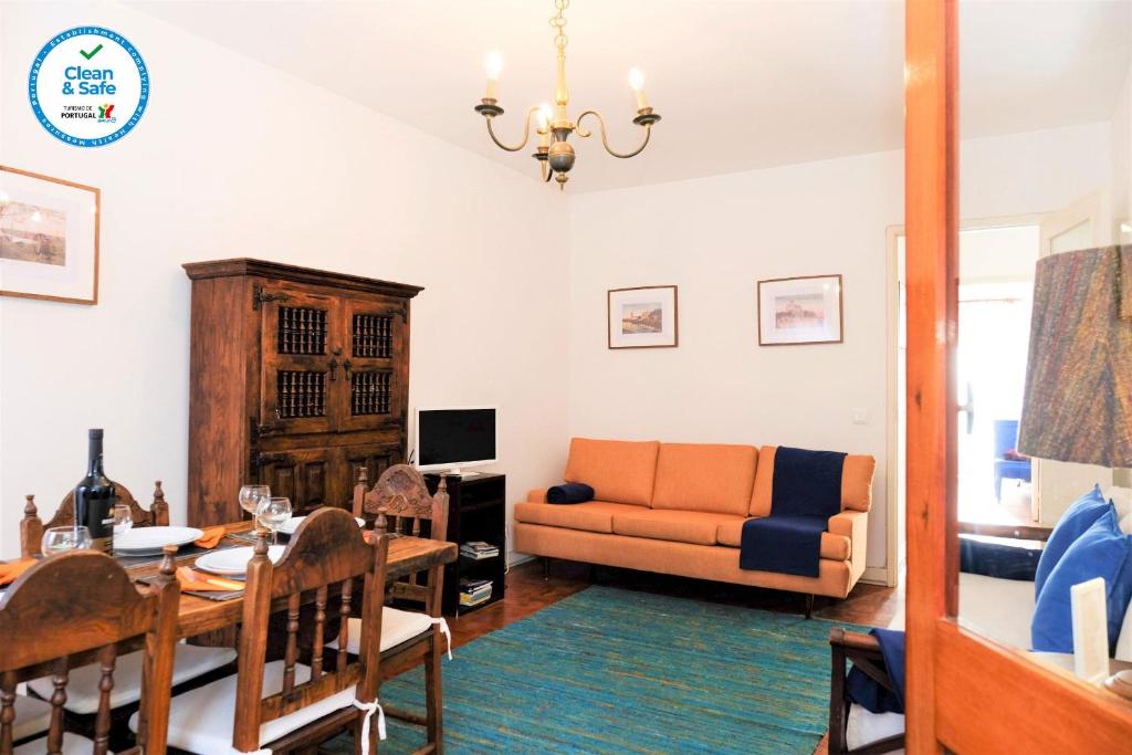 Cascais homy bayside apartment Travessa Tenente Valadim nº 1 - 1º esq, 2750-502 Cascais