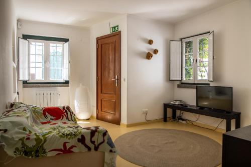 Cascais Seaside Home - 2 min away from the beach