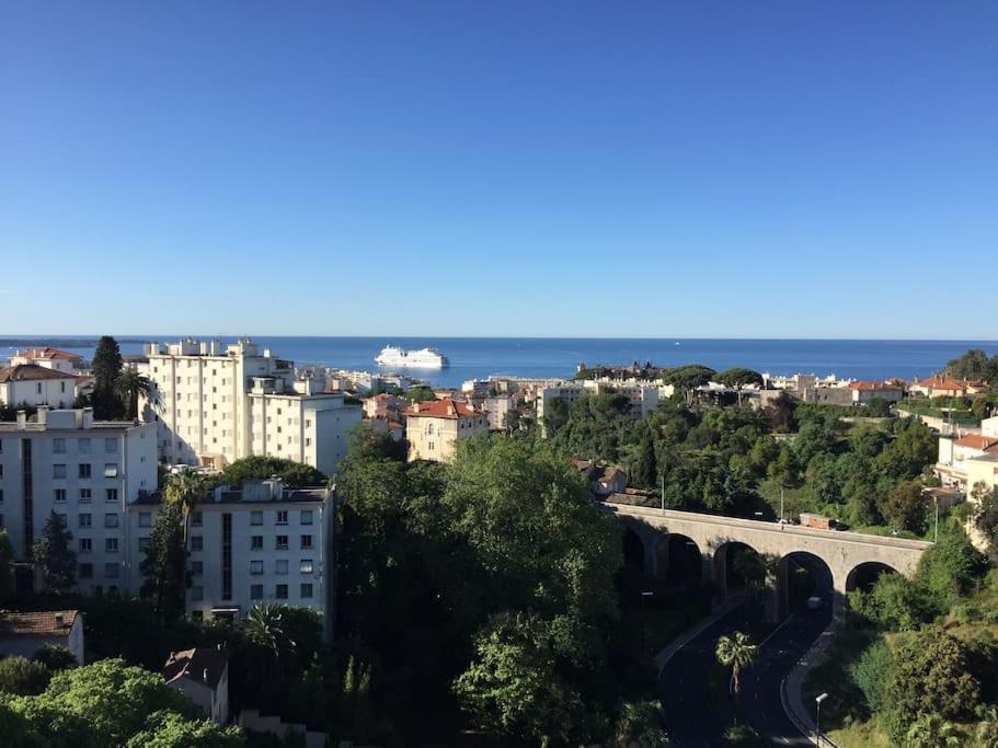 Appartement Cassiflores F3 cannes 181 Avenue de Grasse 06400 Cannes