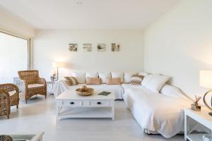 Cassis Center