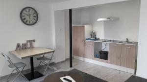 Appartement Castelnaudary - Appartement JARDIN 24 Rue des Caves 11400 Castelnaudary Languedoc-Roussillon