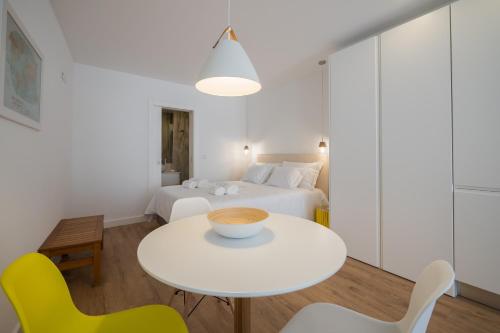 Castle Terrace Exclusive Apartment - Home By The Castle Apartment