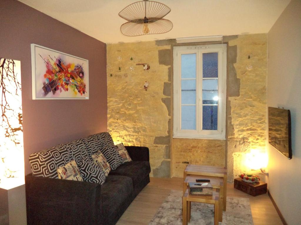 Appartement CASTRES APPART - LES HALLES 11 Rue Camille Rabaud 81100 Castres