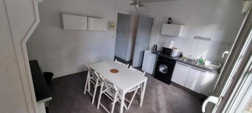 CAU F2 bis 2 chbres 6 personnes max wifi sweet home