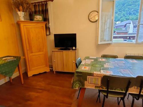 Appartement Cauterets, 3 pièces, 6 personnes - FR-1-234-208 Cauterets france