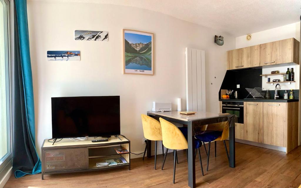 Appartement Cauterets : le meilleur du confort en famille 16 Boulevard Latapie Flurin 65110 Cauterets