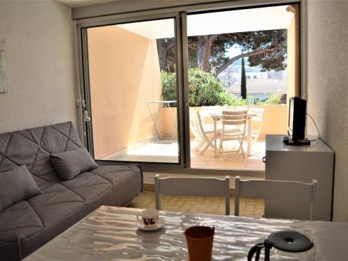 Appartement Appartement Cavalaire-sur-Mer, 1 pièce, 4 personnes - FR-1-226B-329 Appartement NÂ° 33  1Er Etage - Avenue Gambetta - Cavalaire-sur-Mer