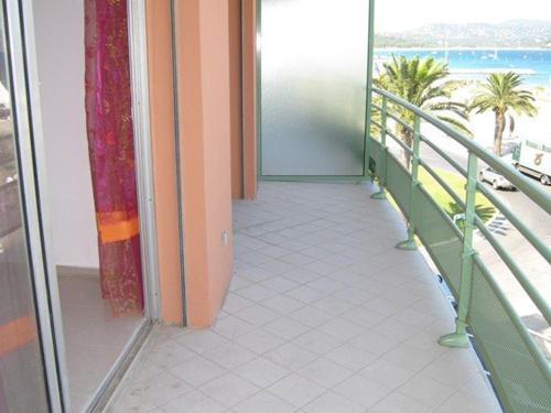 Appartement Appartement Cavalaire-sur-Mer, 2 pièces, 4 personnes - FR-1-100-224 Avenue du Maréchal Lyautey Résidence le Miramar Appt 301 Cavalaire-sur-Mer