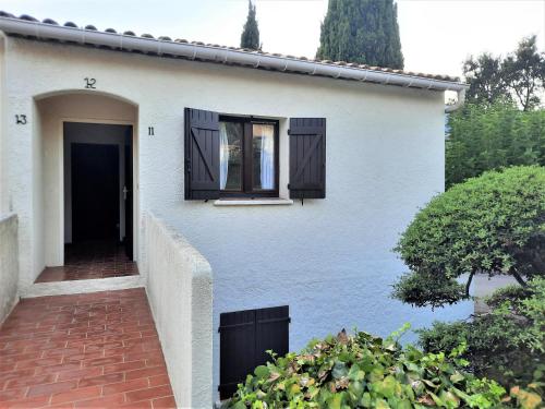 Cavalaire sur mer Appartement T3-160 m plage - 800 m Centre-ville. Park