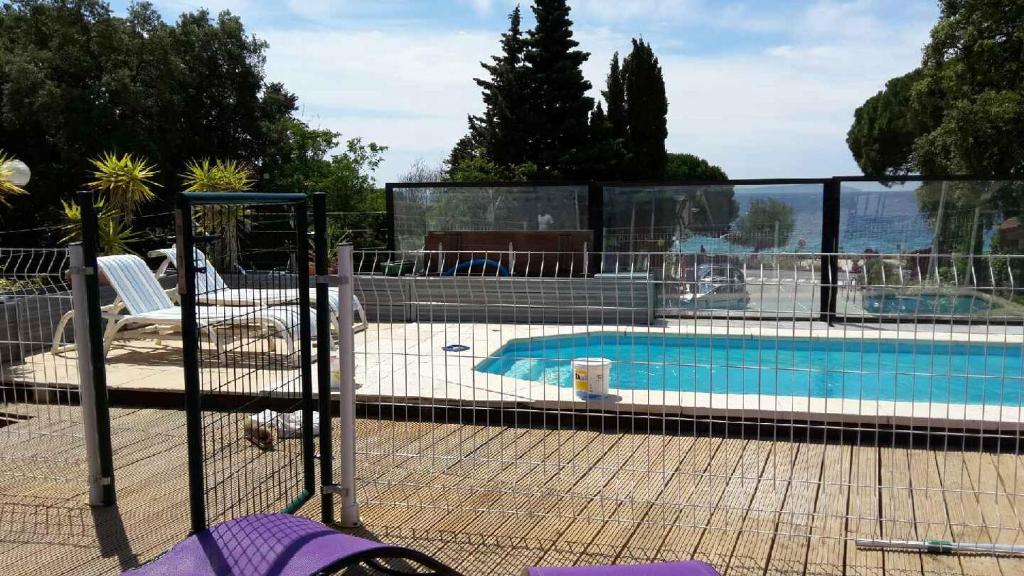 Appartement CAVALIERE APT 125M2 PISCINE RUE DES ECOLES CAVALIERE 83980 Le Lavandou