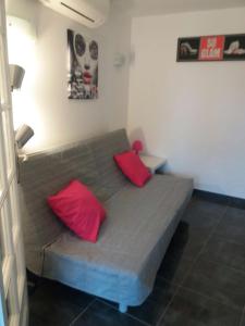 Appartement cavaliere studio 2 pers rue des ecoles cavaliere 83980 Le Lavandou Provence-Alpes-Côte d\'Azur