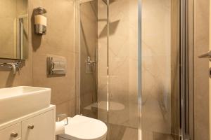CC Downtown Palace - I