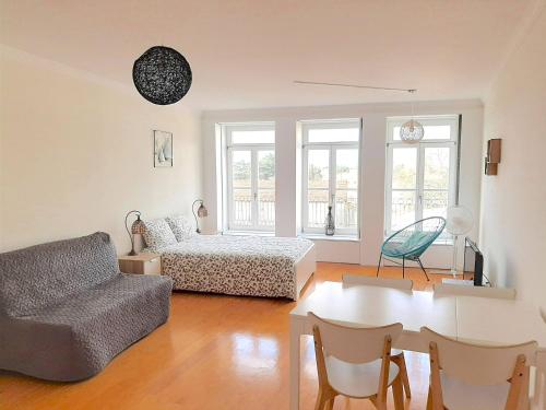 Cedofeita Studio, by Flat in Porto