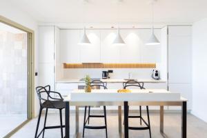 Center Bay Luxueux appartement avec vue mer 6 eme etage