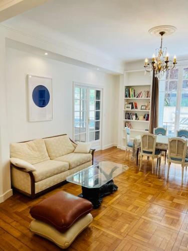 Center Paris gorgeous apartment, near Eiffel Tower
