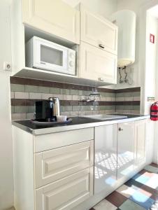 Central 2 Bedroom Apartment In Lisbon