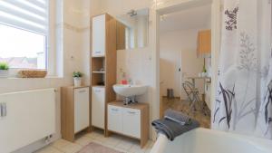 *Central_50m2_Kitchen_Washer_Netflix_Parking