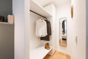 Central and renovated Parisian apartment, 6-7 guests
