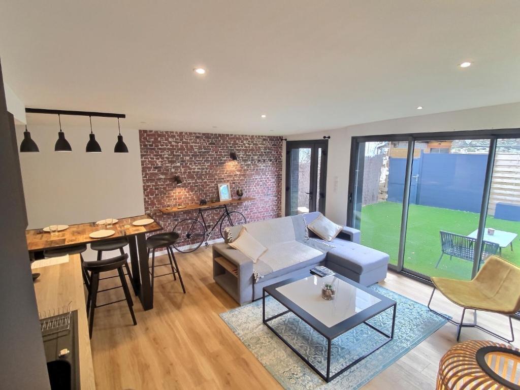Central apartment in Ellscheid with private terrace
