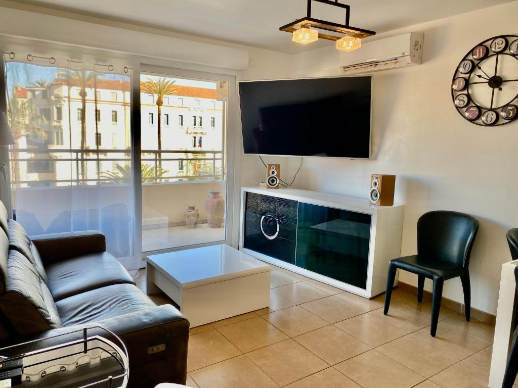 Appartement Central - Cannes - Free MIPIM - Close to Palais 2 Avenue Saint-Nicolas 06400 Cannes