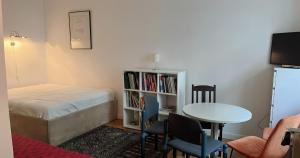Central, charming studio for up to 3 people in historic building