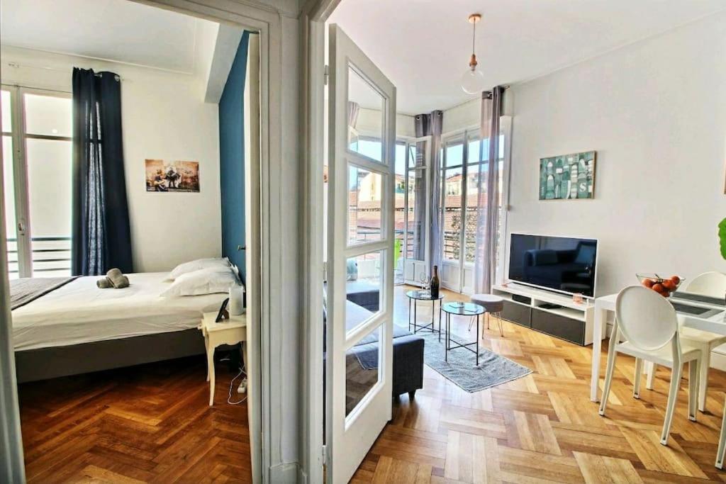 Appartement Central, climatisé, proche Promenade des anglais. 15 Rue Cronstadt 06000 Nice