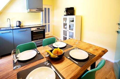 ✦Central Designapartment✦ with private parking lot