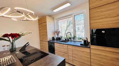 Central Designer 3 Room Apt with Terrace & Parking