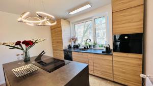 Central Designer 3 Room Apt with Terrace & Parking