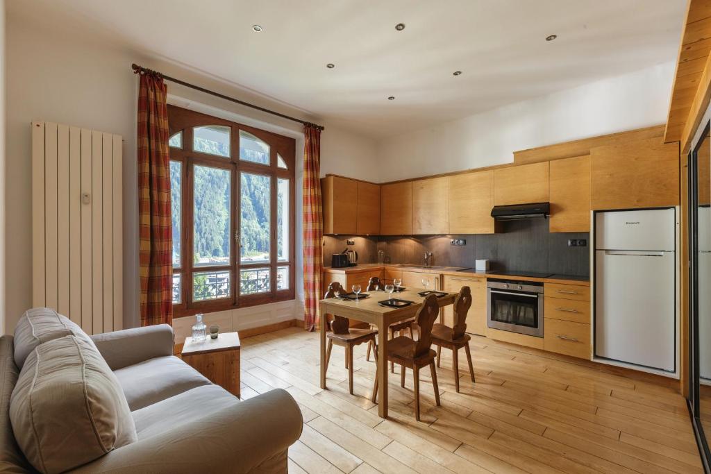 Appartement Central Majestic Apartment Near Skiing - Happy Rentals 241 Allée du Majestic 74400 Chamonix-Mont-Blanc