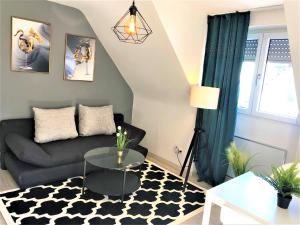 Central-Modern-Luxury, The Fine Wine by SA-Grandeur