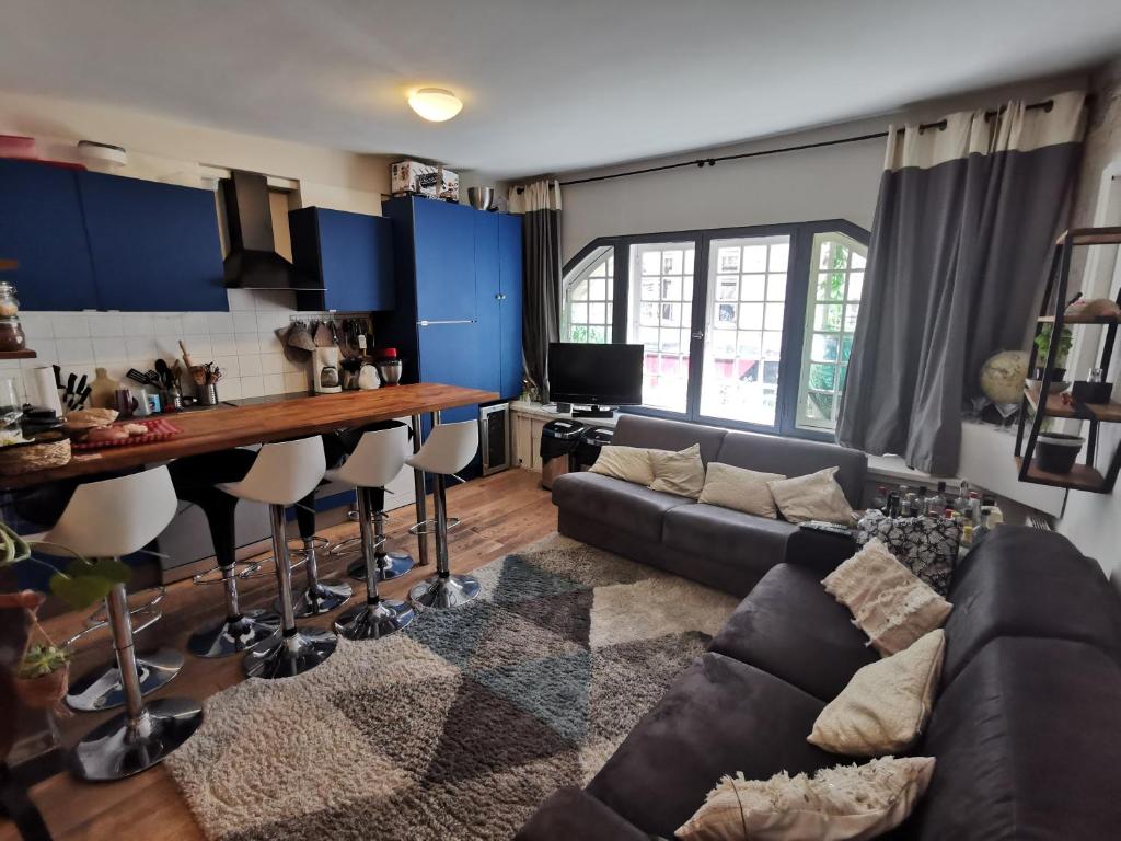 Appartement Central & nice ! 3 bedrooms, 2 bathrooms 5 Rue des Innocents 75001 Paris