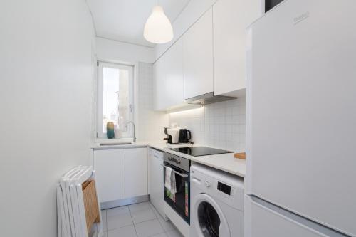 Central Roomy Flat - Terrace