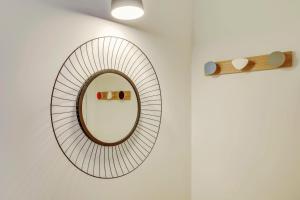 Central & Stylish renovated Parisian apt / 6-8 guests