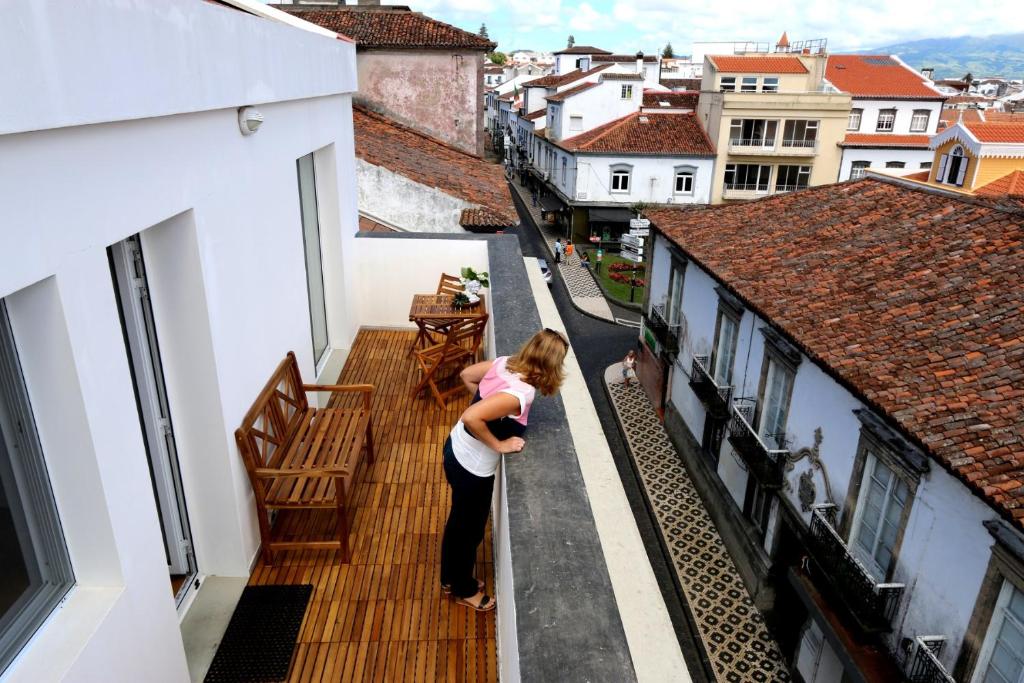 Central Top Floor w/Terrace Oceanview Rua Machado dos Santos nº90, 9500-083 Ponta Delgada