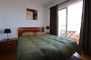 Central Top Floor w/Terrace Oceanview