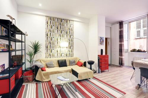 CENTRALE 2 · F4 SPACIEUX ET CONFORTABLE AU CENTRE DU VIEUX-NICE